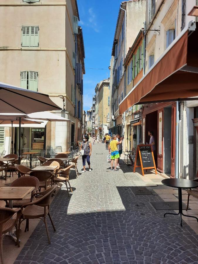 Renovated Fully Equipped Studio For 2 To 4 Pers Apartment La Ciotat Bagian luar foto